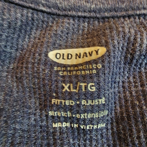 Old Navy Blue Waffle Knit Thermal Snowflake Top Size XL - Picture 3 of 4